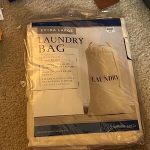 Bed Bath & Beyond Extra Large Laundry Bag - Cream